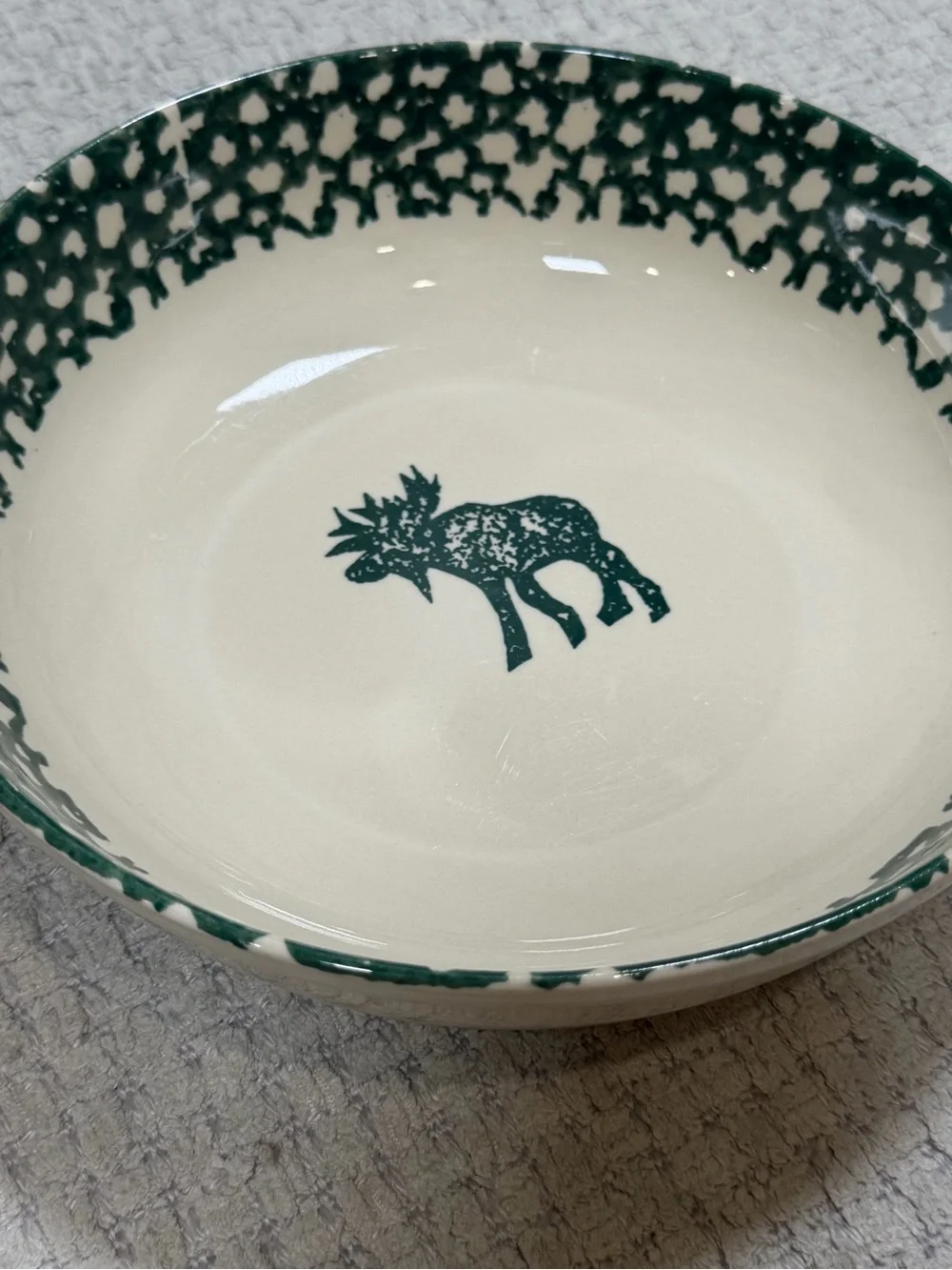 FOLK CRAFT MOOSE COUNTRY TIENSHAN GREEN SPONGEWARE 9” Serving Bowl Farmhouse